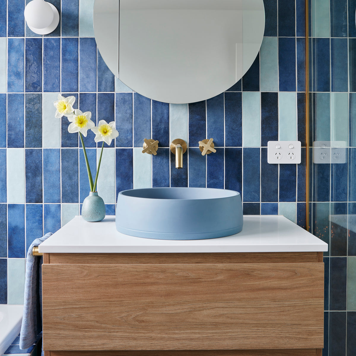 Funl in Powder Blue – Powder room